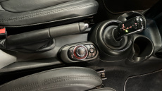 MINI Hatchback 1.5 Cooper Exclusive 5dr Auto Petrol Hatchback